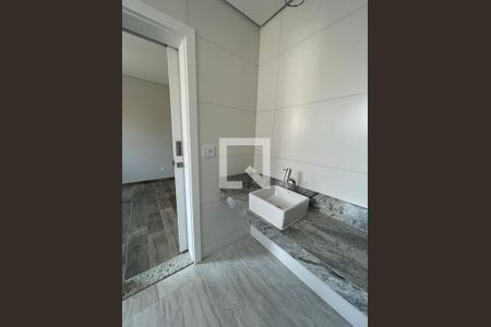 Casa à venda com 4 quartos, 250m² em Jaraguá, Belo Horizonte