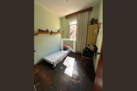 Casa à venda com 5 quartos, 300m² em Jaraguá, Belo Horizonte