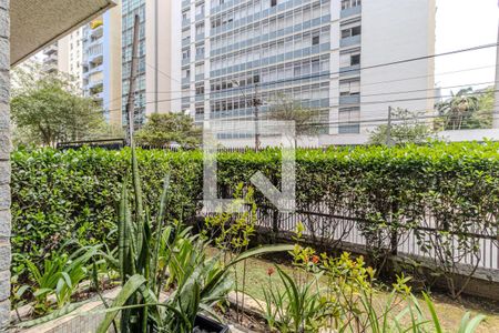 Jardim de apartamento à venda com 4 quartos, 210m² em Higienópolis, São Paulo