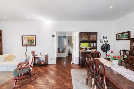 Sala de casa à venda com 6 quartos, 250m² em Botafogo, Rio de Janeiro