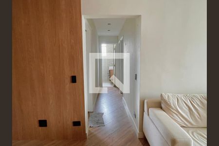 Corredor de apartamento para alugar com 2 quartos, 75m² em Vila Zanardi, Guarulhos