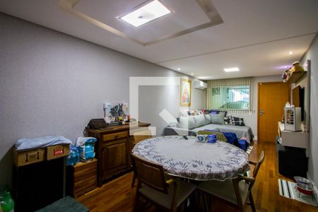 Sala de casa à venda com 3 quartos, 150m² em Vila Scarpelli, Santo André