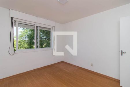 Quarto 1 de apartamento para alugar com 2 quartos, 60m² em Medianeira, Porto Alegre