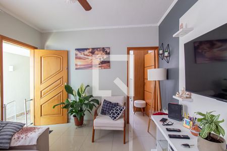 Sala de casa à venda com 3 quartos, 167m² em Parque Boturussu, São Paulo