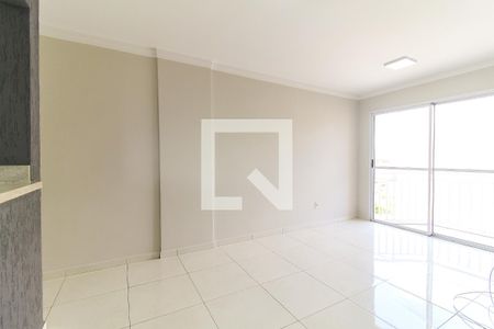 Sala de apartamento para alugar com 3 quartos, 67m² em Vila Carmosina, São Paulo