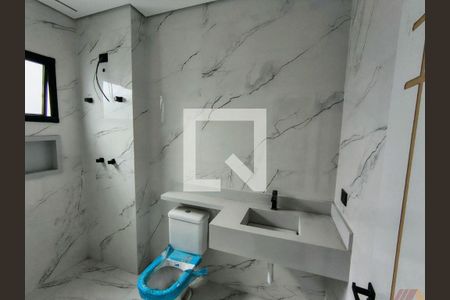 Casa à venda com 3 quartos, 200m² em Vila Talarico, São Paulo