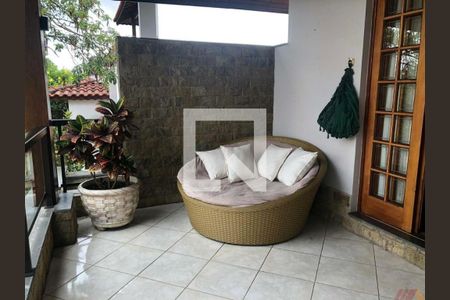 Casa à venda com 4 quartos, 340m² em Vila Albertina, São Paulo