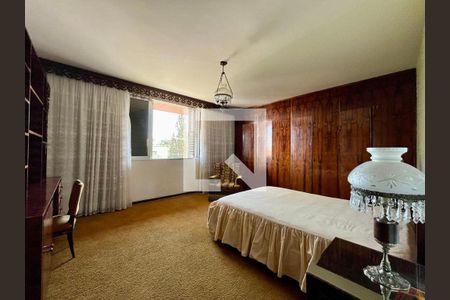 Casa à venda com 5 quartos, 800m² em Jardim Sao Bento, São Paulo