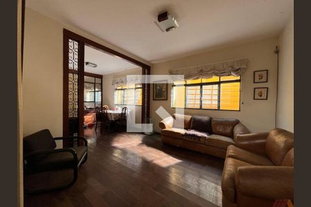 Casa à venda com 3 quartos, 180m² em Vila Dom Pedro II, São Paulo