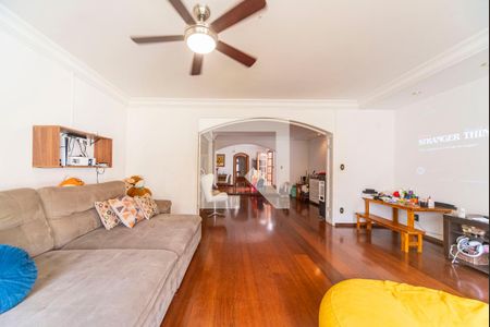 Sala de casa para alugar com 4 quartos, 540m² em Vila Alice, Santo André