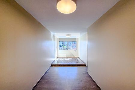Sala de apartamento para alugar com 2 quartos, 56m² em Cambuci, São Paulo