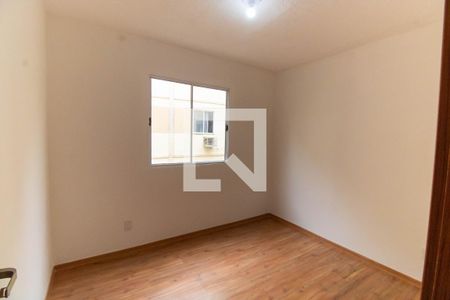 Quarto 2 de apartamento para alugar com 2 quartos, 46m² em Maria Paula, São Gonçalo