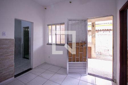 Sala de casa para alugar com 1 quarto, 60m² em Paraíso, São Gonçalo