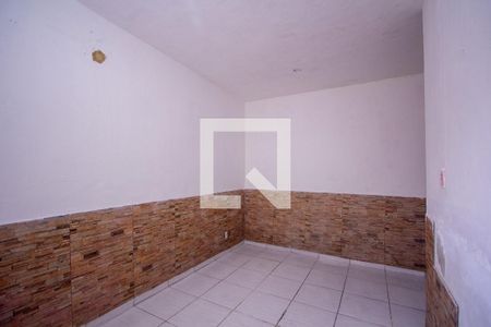 Suíte de casa para alugar com 1 quarto, 60m² em Paraíso, São Gonçalo