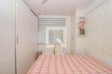 Suíte de apartamento à venda com 2 quartos, 73m² em Jardim Lindóia, Porto Alegre