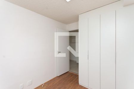 Quarto 2 de apartamento para alugar com 2 quartos, 35m² em Parque Industrial Tomas Edson, São Paulo