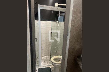 Banheiro de kitnet/studio para alugar com 1 quarto, 34m² em Lagoa da Conceição, Florianópolis