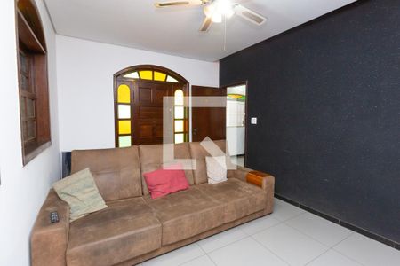 Casa à venda com 3 quartos, 377m² em Jardim Riacho das Pedras, Contagem