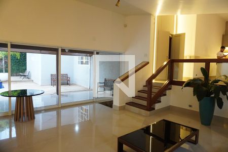 Sala 1 de casa para alugar com 3 quartos, 330m² em Vila Santa Catarina, Americana