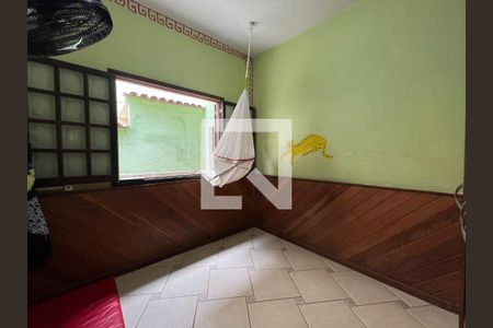 Casa à venda com 3 quartos, 300m² em Sagrada Família, Belo Horizonte