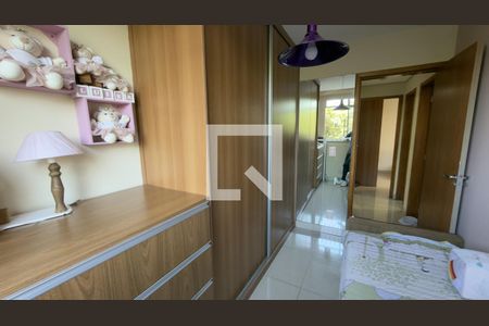 Quarto de apartamento para alugar com 3 quartos, 75m² em Cinquentenario, Belo Horizonte