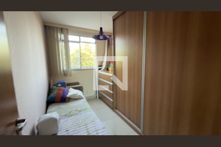 Quarto de apartamento para alugar com 3 quartos, 75m² em Cinquentenario, Belo Horizonte