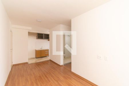 Sala de apartamento para alugar com 2 quartos, 45m² em Cidade São Mateus, São Paulo