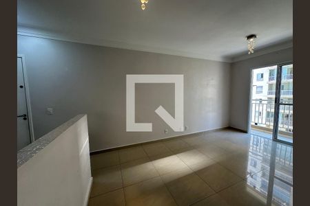 Sala de apartamento à venda com 2 quartos, 61m² em Jardim Tupanci, Barueri