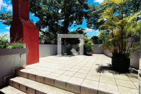 Varanda de casa à venda com 3 quartos, 269m² em Jardim Maria Estela, São Paulo