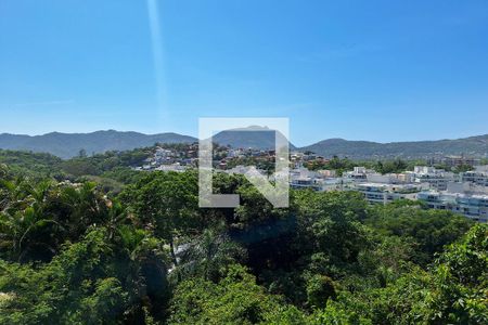 Quintal de casa de condomínio à venda com 3 quartos, 450m² em Jd. Piratininga, Niterói