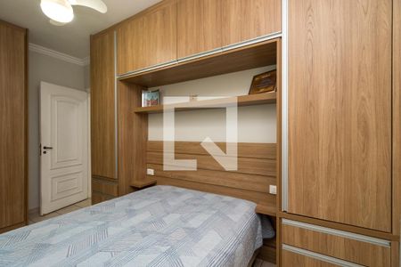 Quarto 1 de casa para alugar com 3 quartos, 245m² em Jardim Santa Teresinha, São Paulo
