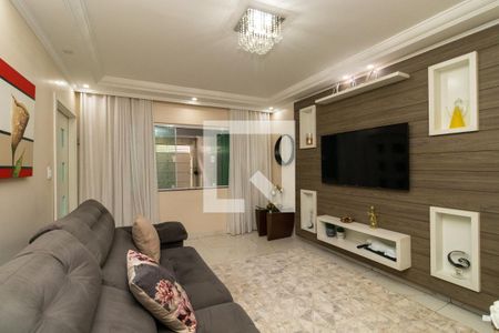 Sala de casa para alugar com 3 quartos, 245m² em Jardim Santa Teresinha, São Paulo