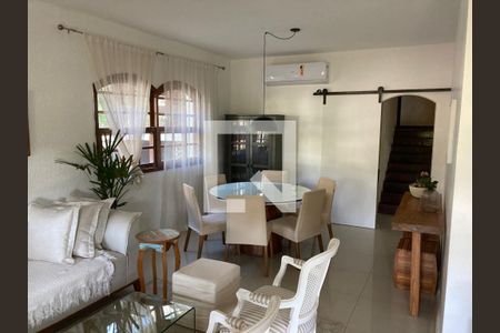 Casa à venda com 4 quartos, 369m² em Matapaca, Niterói