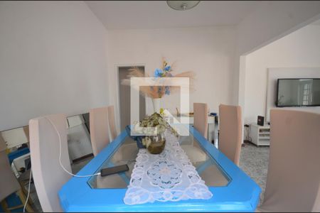 Sala de casa para alugar com 3 quartos, 140m² em Vila Valqueire, Rio de Janeiro