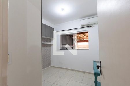 Quarto de casa para alugar com 3 quartos, 130m² em Jardim Santa Catarina, Sorocaba
