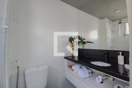 Banheiro de apartamento para alugar com 1 quarto, 32m² em Barra, Salvador