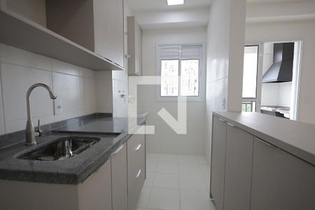 Cozinha de apartamento à venda com 2 quartos, 58m² em Utinga, Santo André