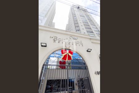 Fachada e portaria de apartamento à venda com 3 quartos, 98m² em Vila Bastos, Santo André