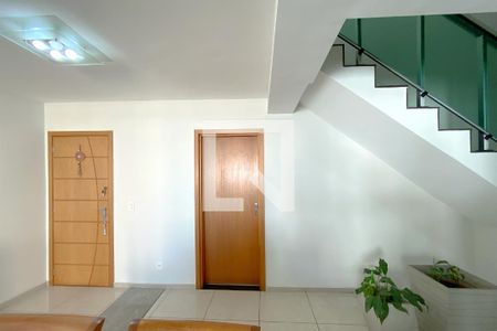 Entrada de apartamento à venda com 5 quartos, 250m² em Nova Suíça, Belo Horizonte