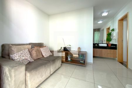 Sala de Estar de apartamento à venda com 5 quartos, 250m² em Nova Suíça, Belo Horizonte