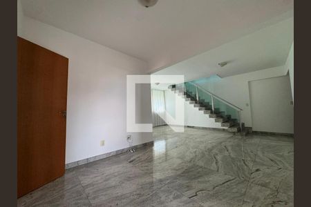 Apartamento para alugar com 4 quartos, 260m² em União, Belo Horizonte