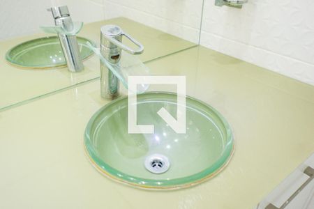 Casa à venda com 3 quartos, 170m² em Cidade Mãe do Céu, São Paulo