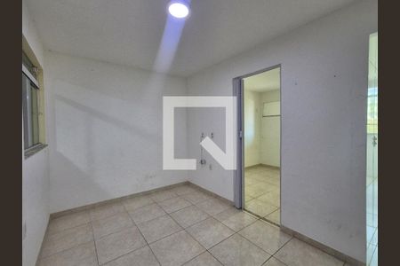 Sala de apartamento para alugar com 1 quarto, 38m² em Vargem Grande, Rio de Janeiro