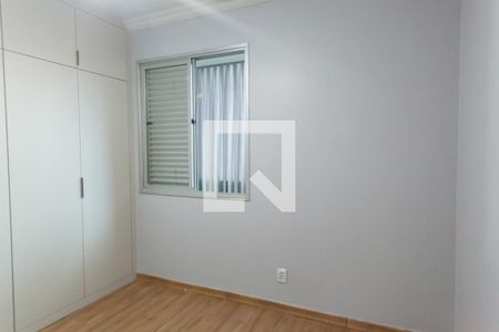 quarto 1 de apartamento à venda com 3 quartos, 210m² em Buritis, Belo Horizonte