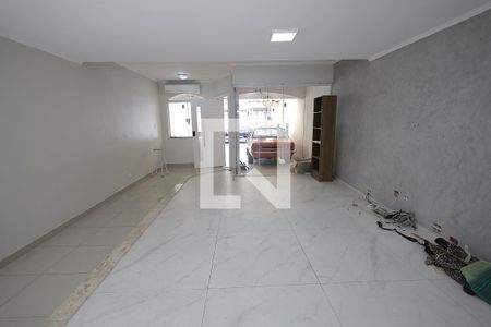 Sala de casa para alugar com 3 quartos, 225m² em Parque Novo Oratório, Santo André