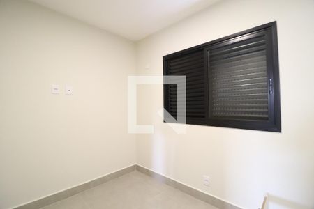 Quarto 1 de apartamento para alugar com 3 quartos, 106m² em Santa Mônica, Uberlândia