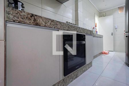 Cozinha de apartamento à venda com 2 quartos, 115m² em Glória, Belo Horizonte