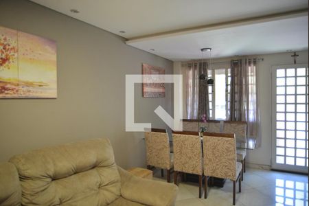 Sala de casa de condomínio à venda com 2 quartos, 92m² em Utinga, Santo André