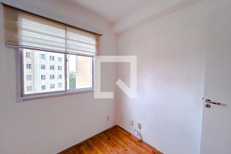 Quarto 2 de apartamento para alugar com 2 quartos, 36m² em Parque Fongaro, São Paulo