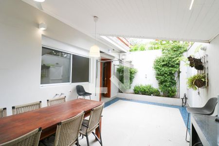 Casa para alugar com 3 quartos, 200m² em Brooklin, São Paulo